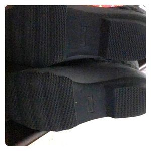 Women’s sperry boots